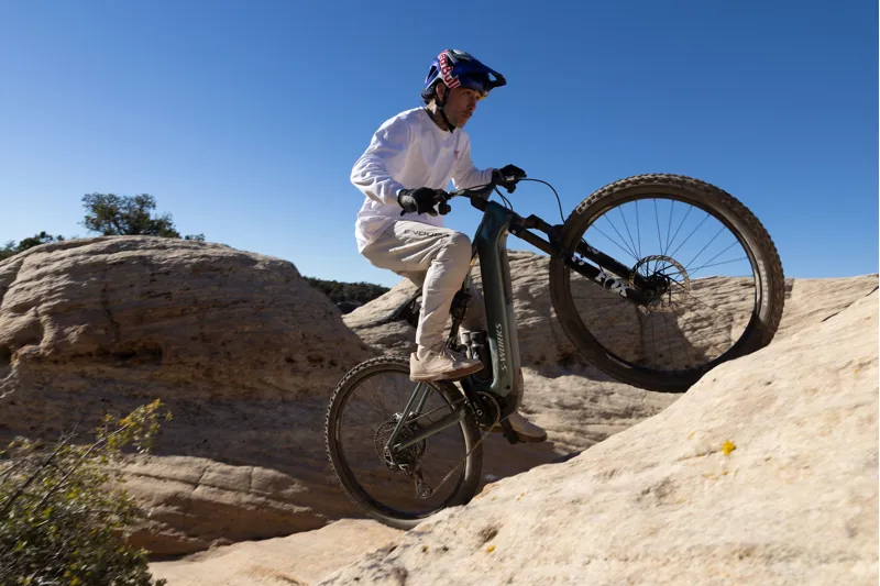 2026 S-Works Turbo Levo R Electric Mountain Bike - Gloss Shadow Silver-4