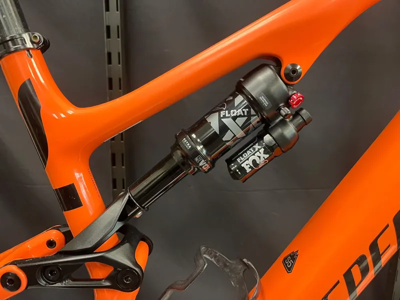 Ex-Demo: Specialized Turbo Levo SL Comp Carbon Electric Bike - Blaze - S5-5