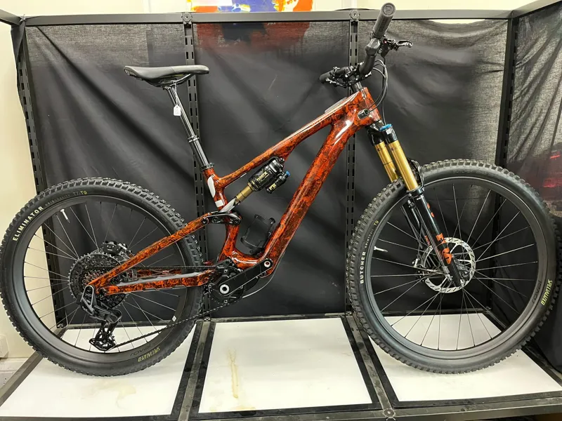 Ex-Demo: Specialized Turbo Levo SL 2 Pro Carbon Electric Bike - S3-4