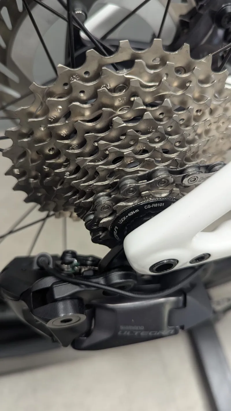 Ex-Demo: Specialized Tarmac SL8 Expert Ultegra Di2 Road Bike - 58cm-9