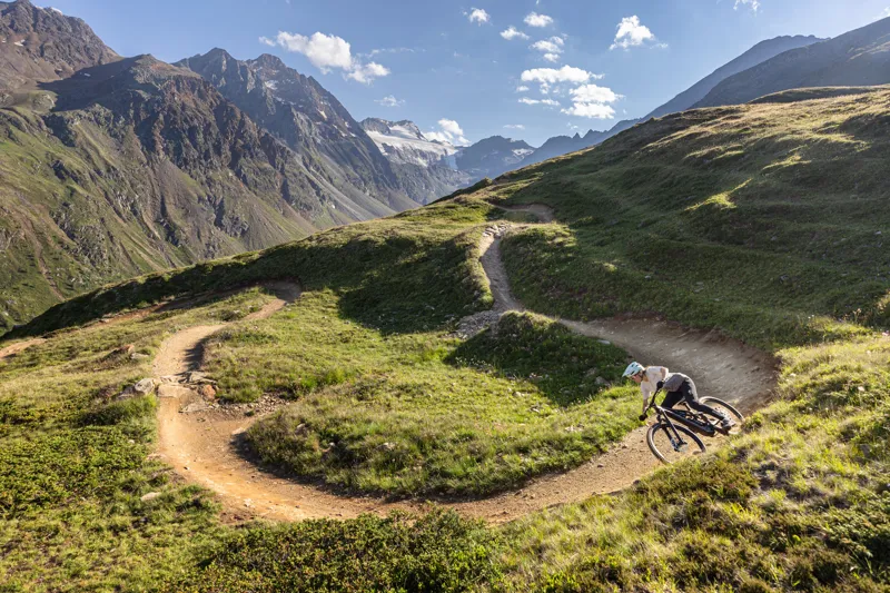 2023 S-Works Turbo Levo SL 2 Carbon Electric Mountain Bike - Gloss Rusted Red-4