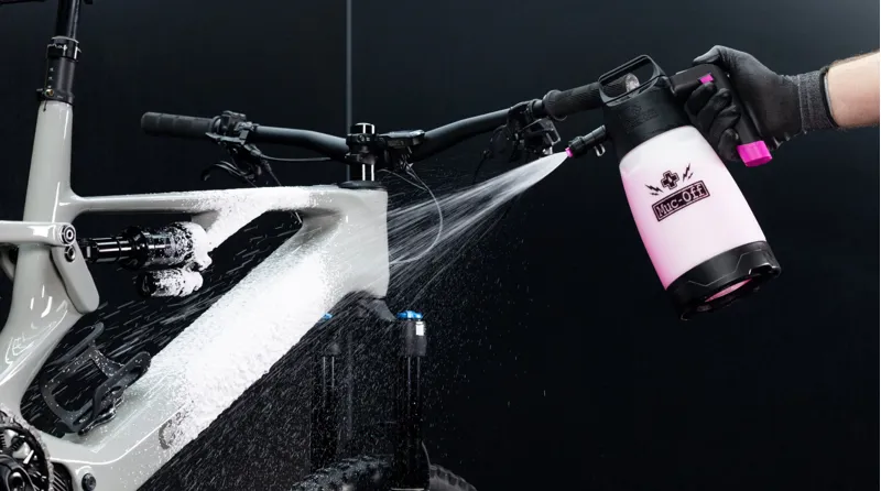 Muc-Off Foam Sprayer Kit-1