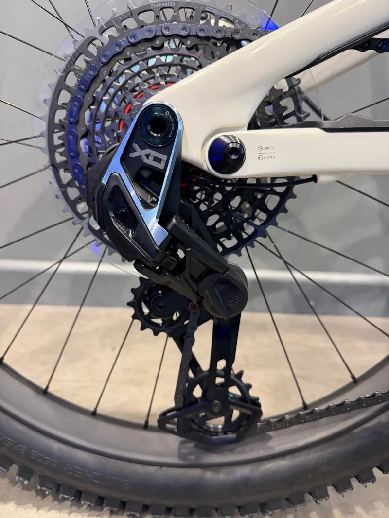 Custom Build: 2026 Specialized Turbo Levo 4 Pro Electric MTN Bike - White S3-3