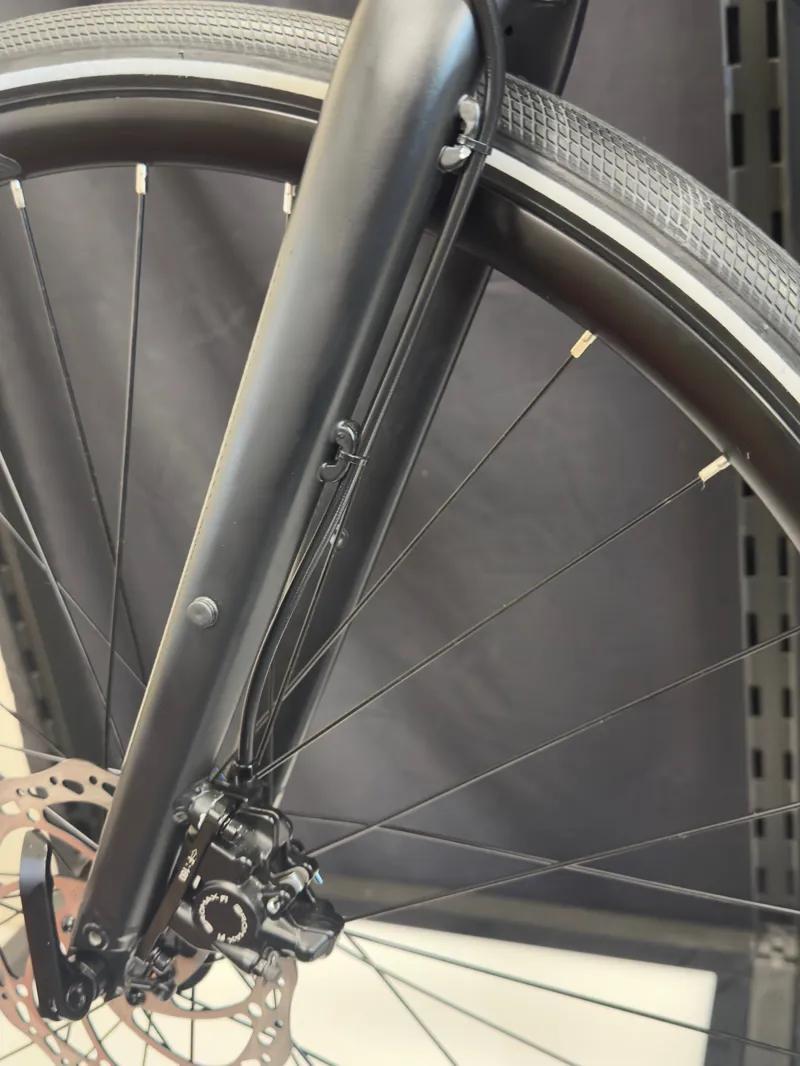 Shop Soiled: Specialized Sirrus 2.0 Hybrid Bike - Cast Black - X-Small-3