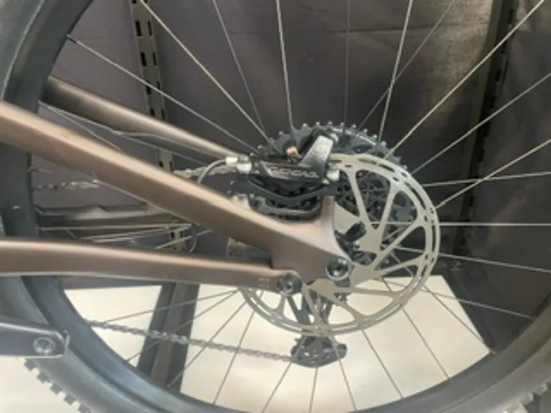 Ex-Demo: 2023 Specialized Stumpjumper Evo Comp Mountain Bike - S4-7