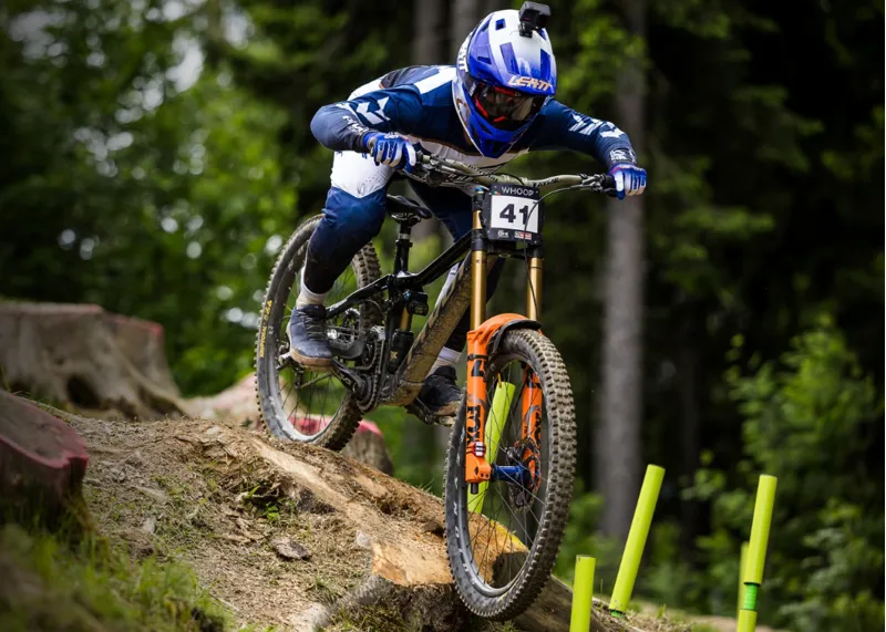 Renthal FatBar V3 31.8mm Mountain Bike Handlebar - Black-1