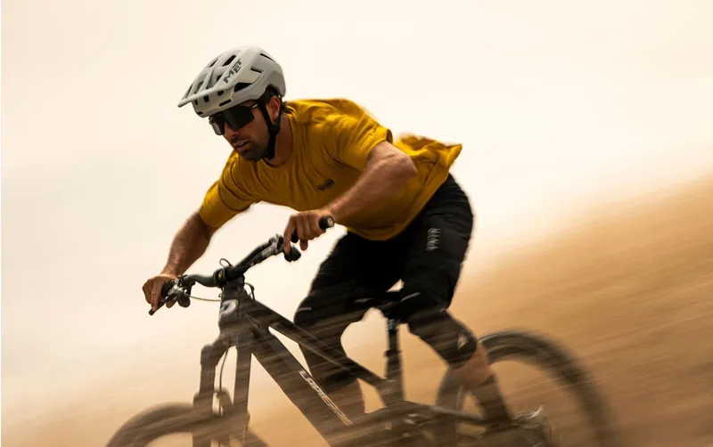 MET Terrae Mountain Bike Helmet with MIPS - Burned Yellow - Medium-5