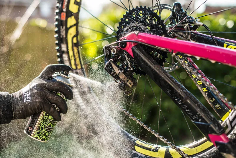 Muc-Off Bio Chain Cleaner 400ml-6