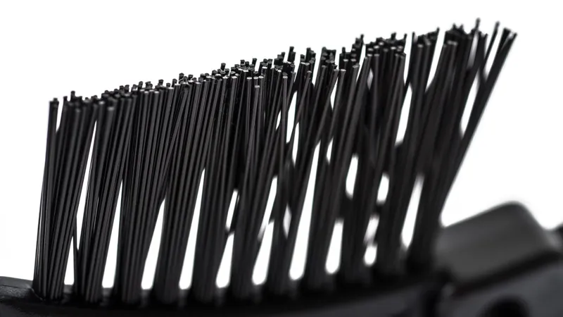 Muc-Off Claw Brush-5