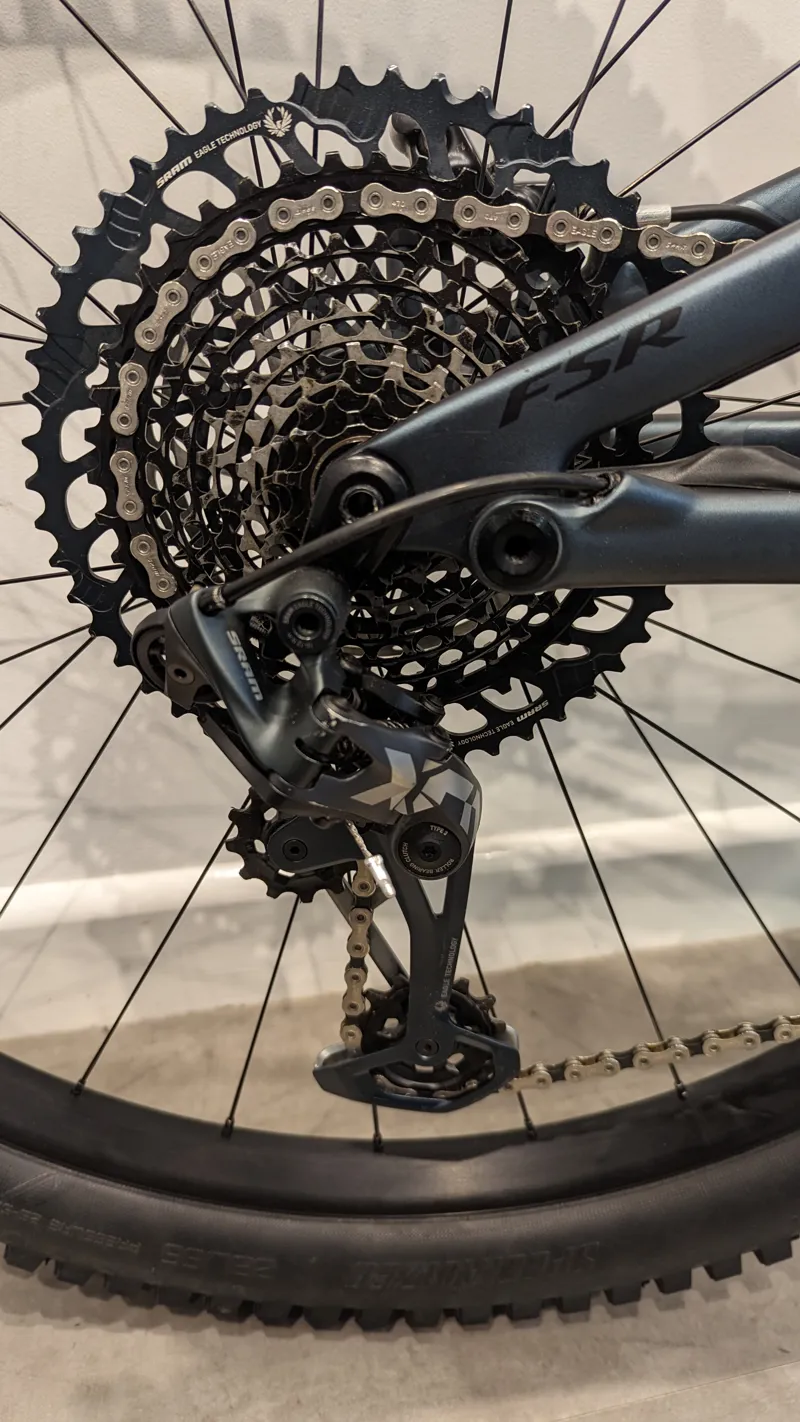 Ex-Demo: Specialized Turbo Levo SL Expert Carbon Electric Mountain Bike - Large-2