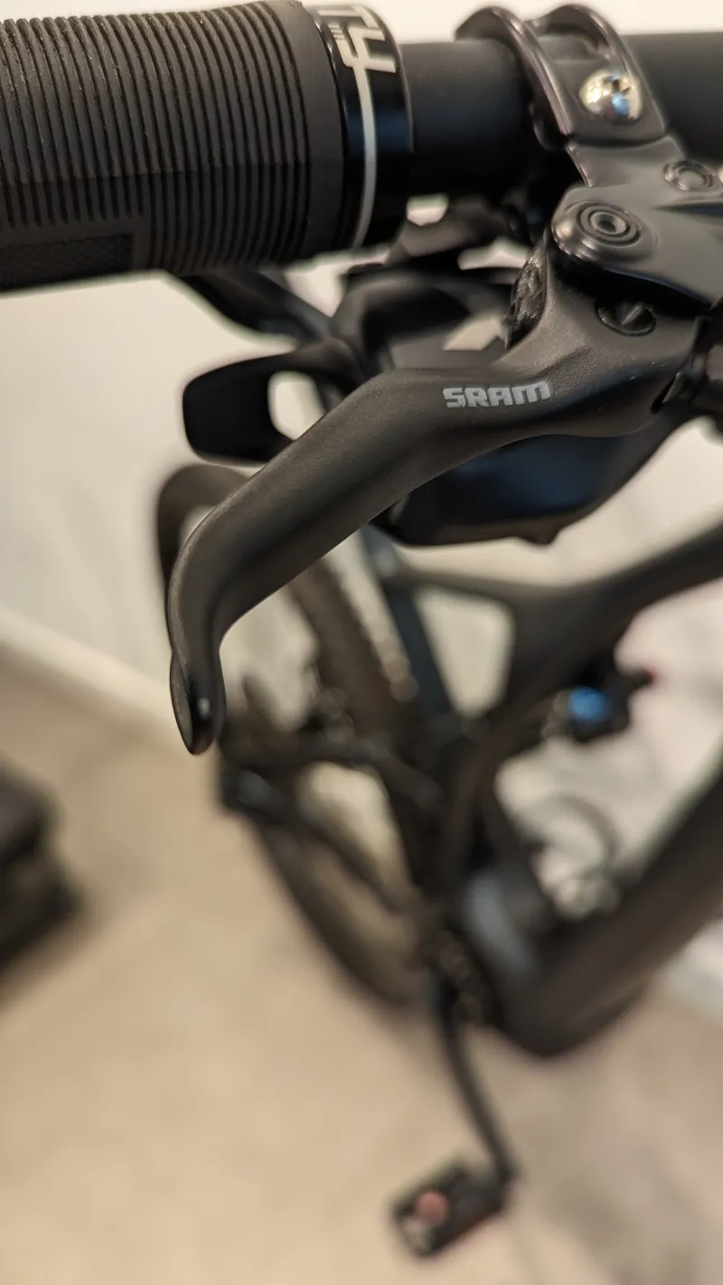 Ex-Demo: Specialized Turbo Levo SL Expert Carbon Electric Mountain Bike - Large-4