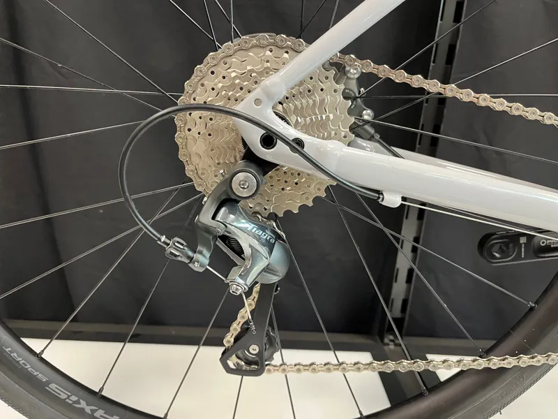 Ex-Demo: 2023 Specialized Allez E5 Disc Sport Road Bike - 54cm-3