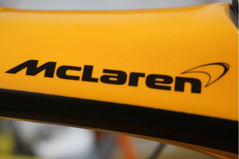 2018 S-Works Roubaix McLaren Dura-Ace Di2 Road Bike Heritage Orange-2