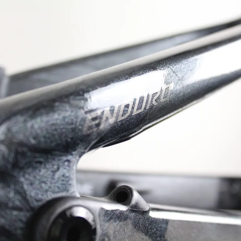 InvisiFrame 2020 Enduro Carbon 29 Frame Protector - Gloss-5