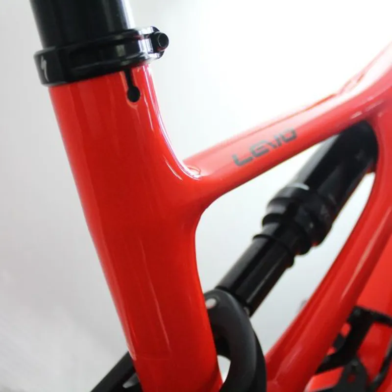 InvisiFrame 2019 Levo FSR Carbon Frame Protector - Gloss-4